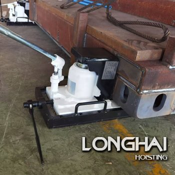 帶滑臺(tái)爪式千斤頂和楔形千斤頂二者如何選擇？