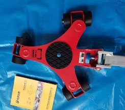 JKB1.5K萬向搬運(yùn)小坦克實(shí)物